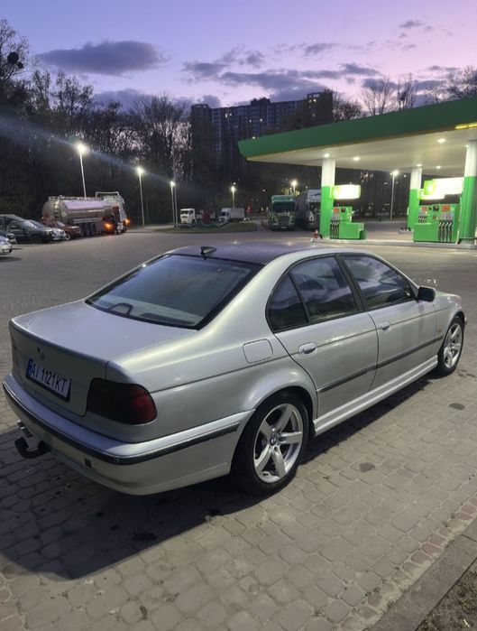 Продам BMW E39 2.0 Бензин