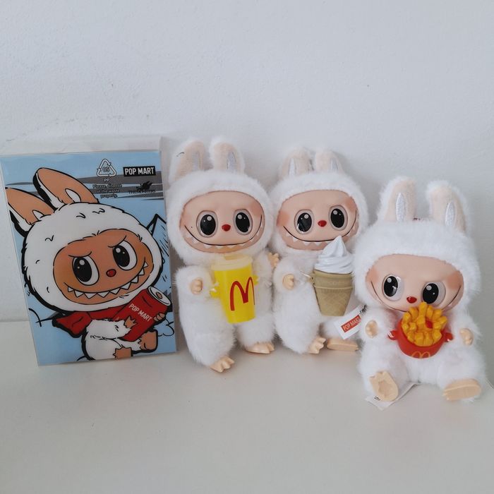 Maskotka biały labubu wersja McDonald  1 sztuka