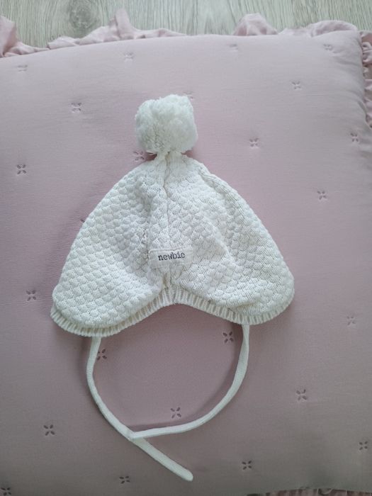 Czapeczka newbie dla noworodka 0-1 m