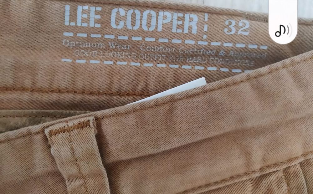 Spodnie Lee Cooper.