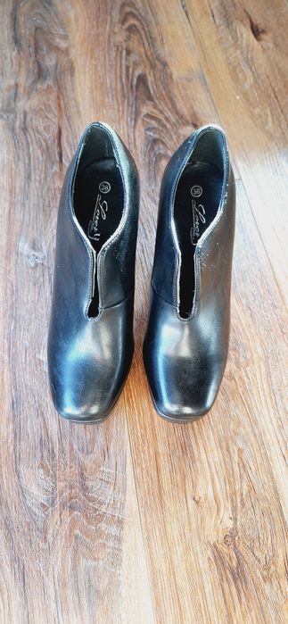 Botki rozmiar 36