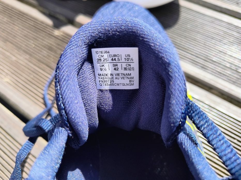 Buty Asics versablast 4 roz 44,5 nowe