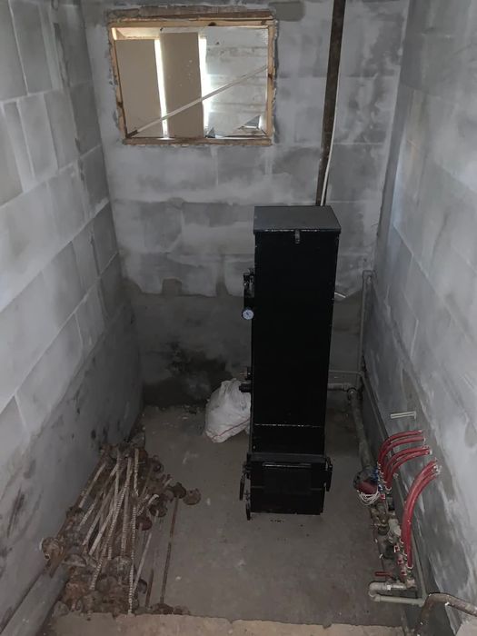 Нерубайское капитальный новый  дом под чистовую отделку в отличном мес