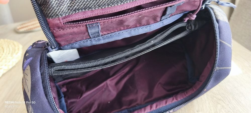 Na sprzedaż damska kosmetyczka