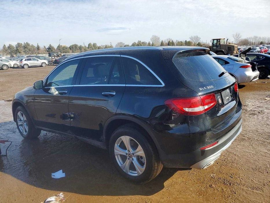 Mercedes-Benz GLC300 4Matic (2018)