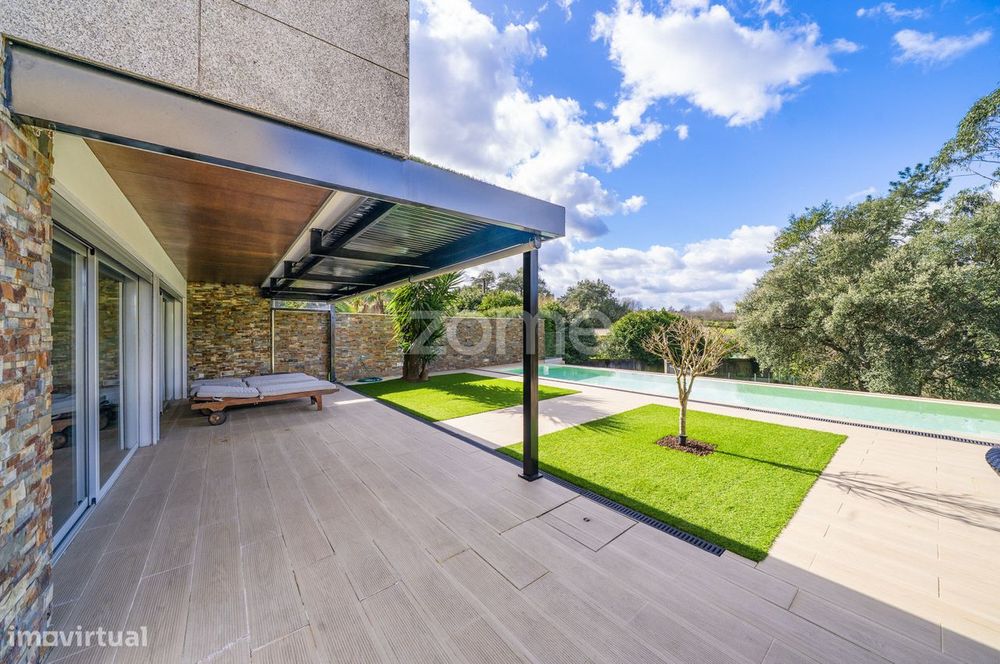 Moradia T4+1 em Palmeira - Braga