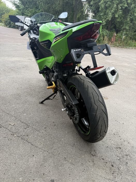 Японський мотоцикл Kawasaki Ninja 2020 рік ABS