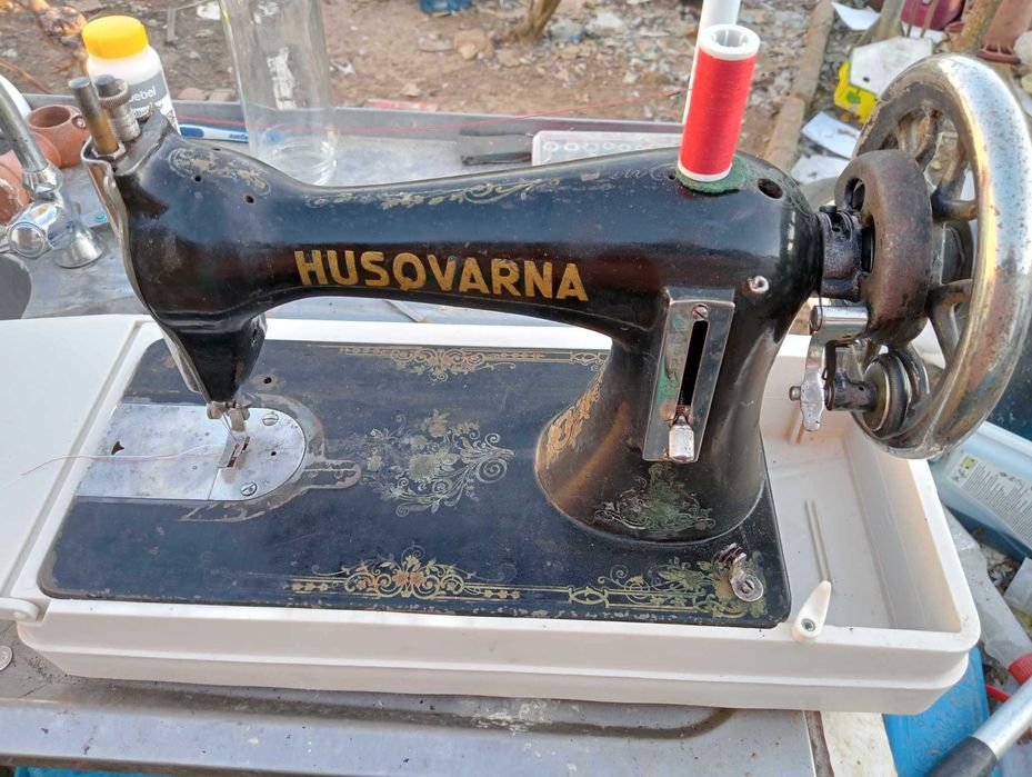 Máquina de costura Husqvarna