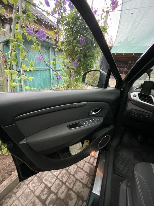 Продам renault scenic |||