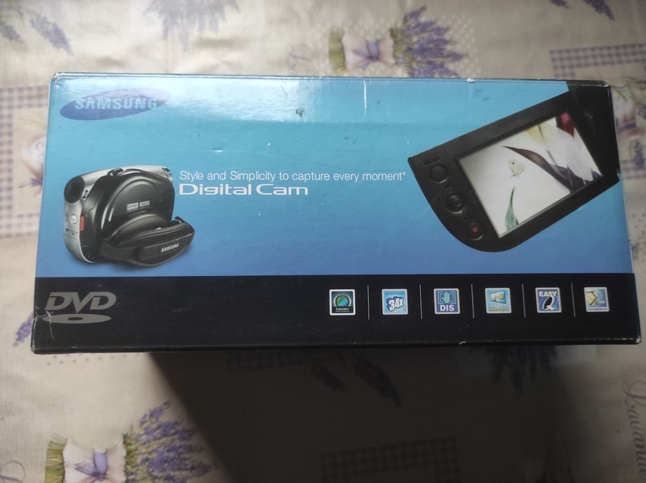 Відеокамера Samsung 	VP-DX100I/NWT