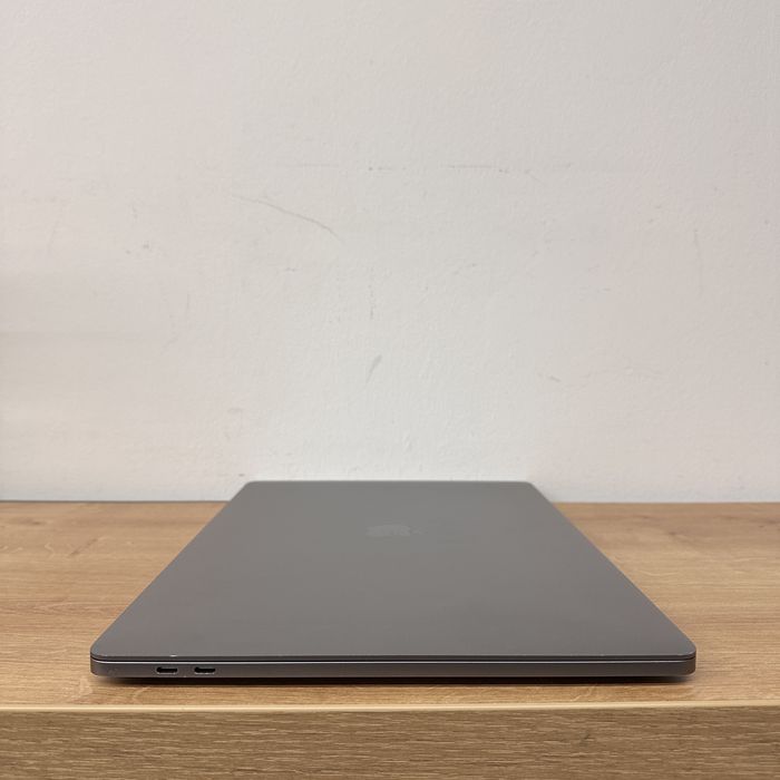 macbook pro 2019 i7 32gb - купити ноутбуки - Ціна на OLX.ua