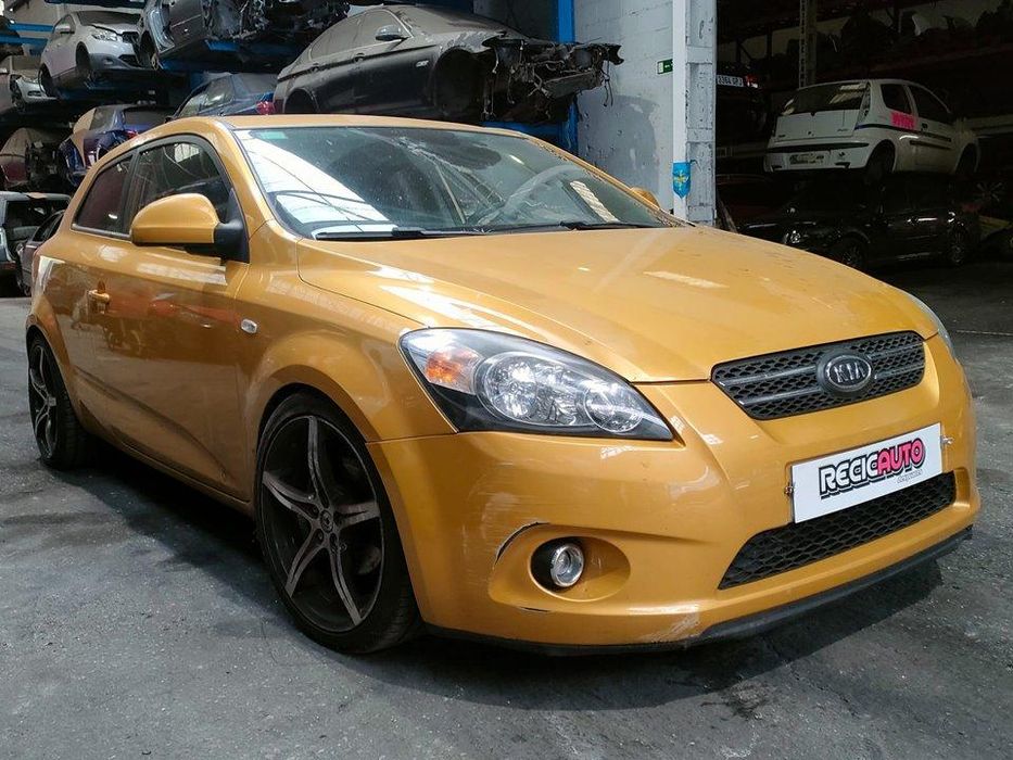 Pára-Choques Dianteiro Kia Ceed Ed