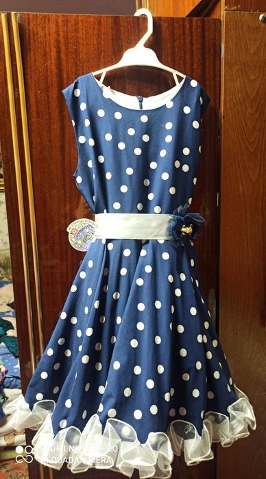 Нарядна дитяча сукня