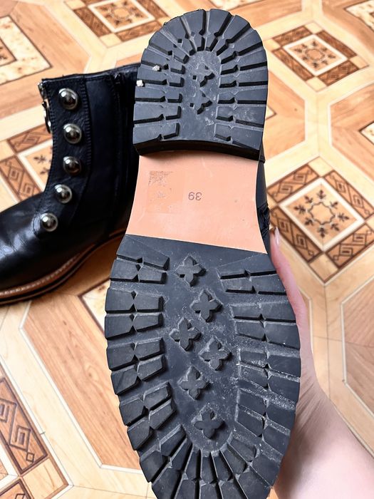 Кожаные ботинки 39р