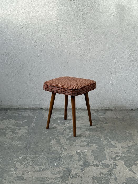 Taboret PRL hałas zieliński ład vintage