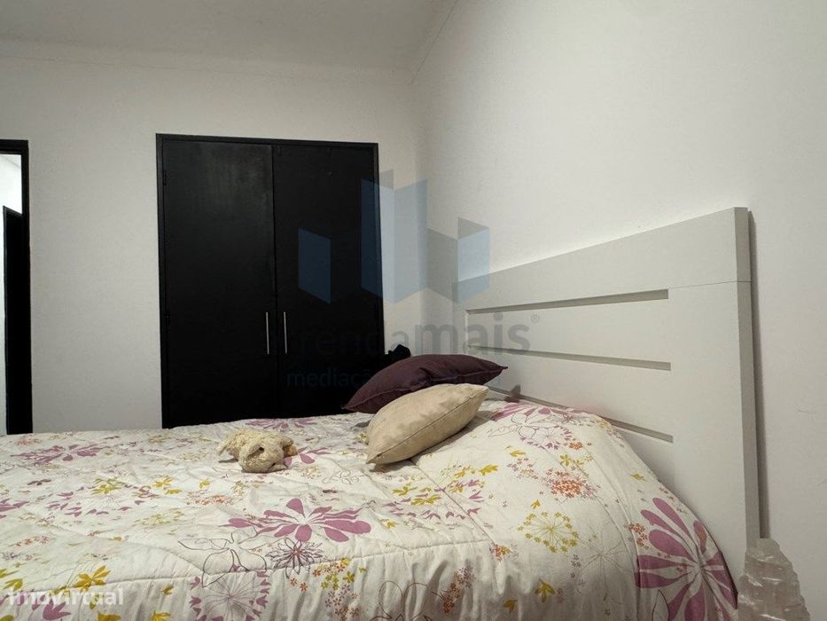 Vende-se apartamento T3 em Coimbra, otimo para rendimento