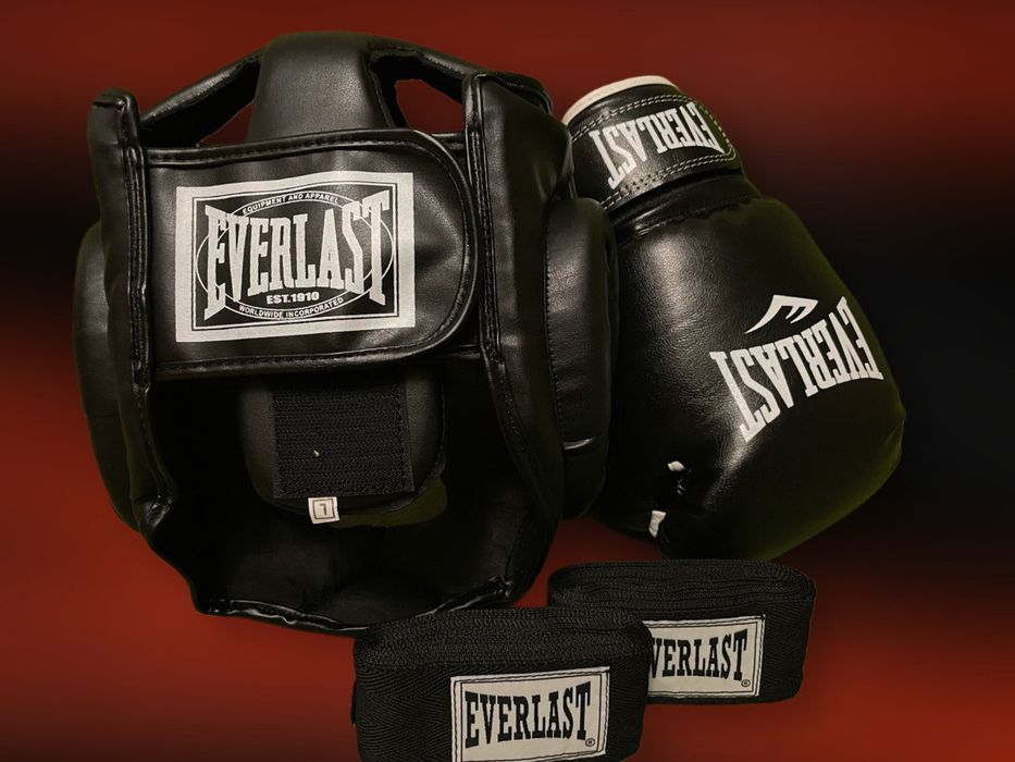 Боксерские перчатки, шлем для бокса единоборств, боксерские бинты