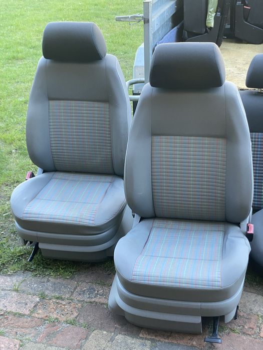Kompletne Fotele i częsci VW Polo 9N
