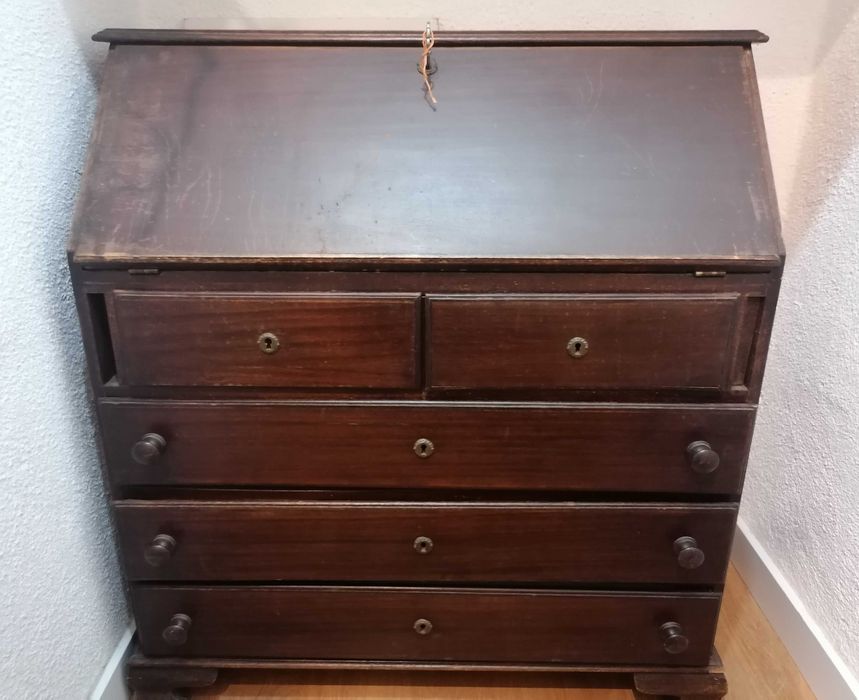 Escrevaninha para restauro