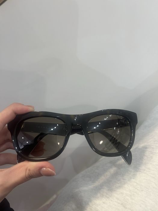 Okulary przeciwsłoneczne PRADA