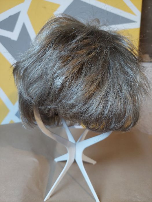 Peruka damska krótkie włosy