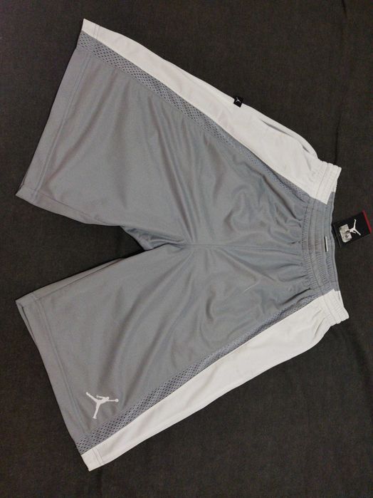 Calção AIR Jordan, portes incluídos