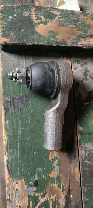 Рулевой наконечник 555 SE-7301 lancer