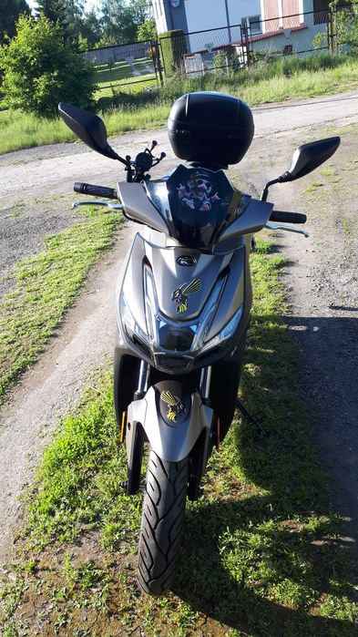 Kymco Agility S 125 (2023) – Niski przebieg 3500 km, stan idealny + Kufer i Kask