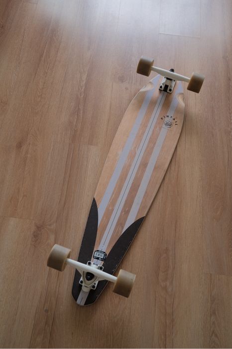 Longboard z decathlon