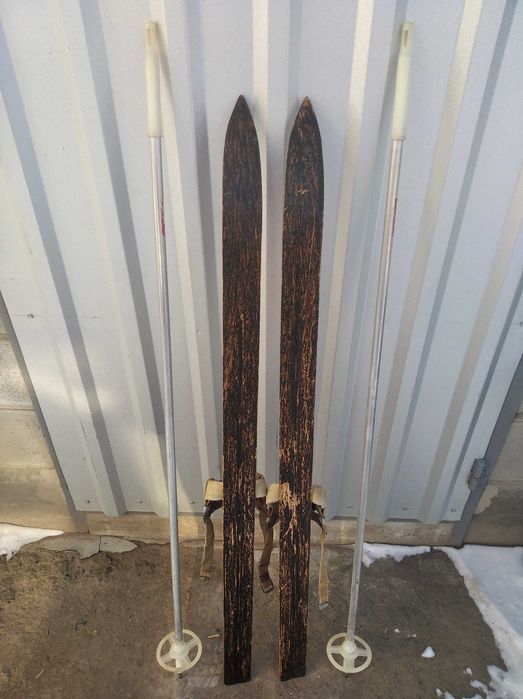 Продам лижі, палки до лижів