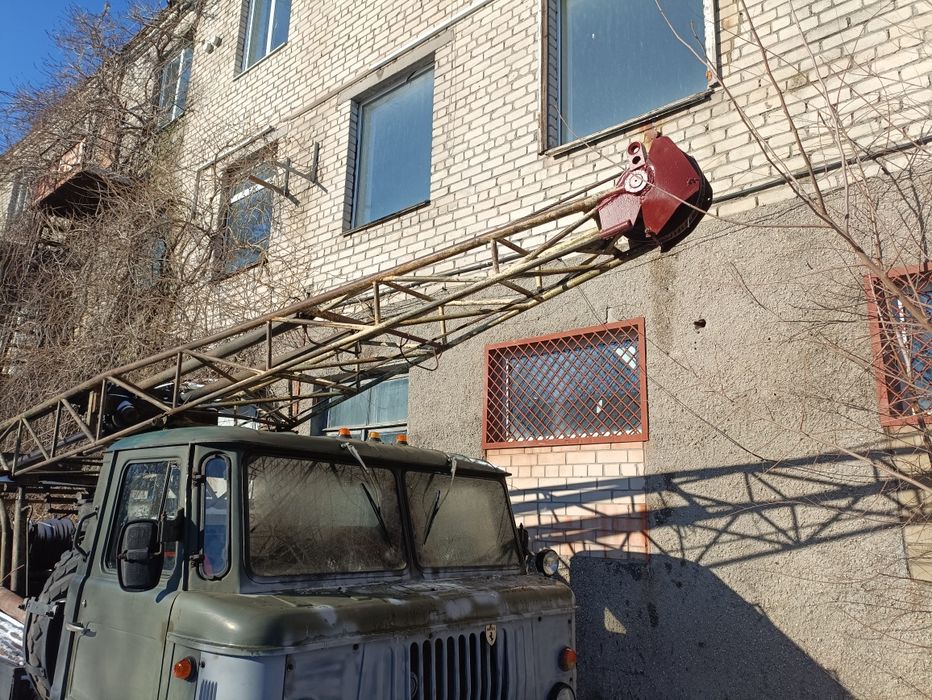 Продам газ 66 УГБ 50.буровая установка!