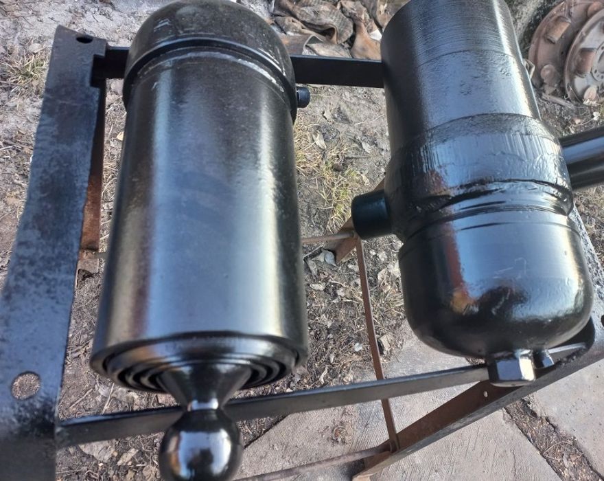 Циліндр Зіл 131 прицеп Газ53 гідроциліндр шток на саморобний трактор
