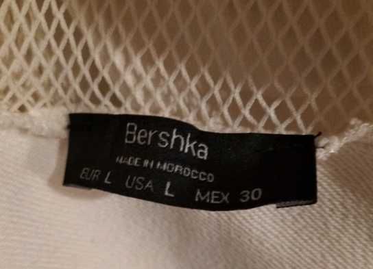 Kremowa bluza z kapturem i siateczką Bershka L/40
