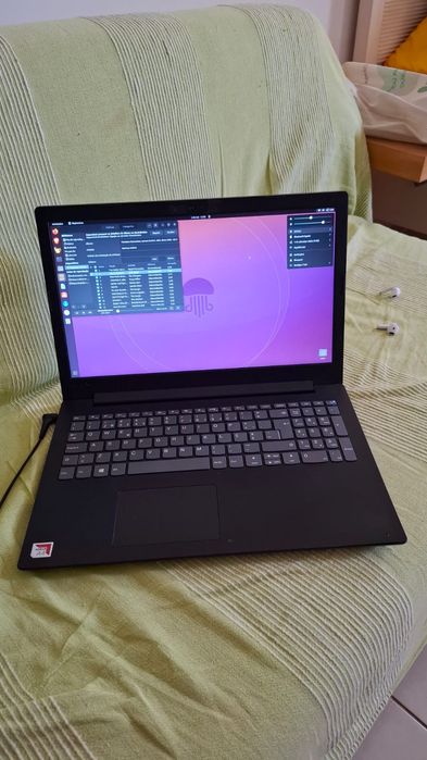 Portátil Lenovo v145-15AST AMD A4 / 4GB RAM / 256GB SSD