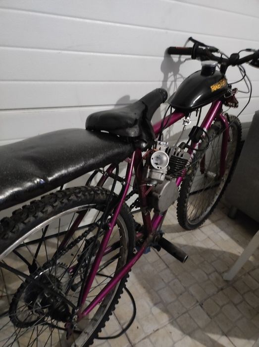 Bicicleta com motor 80cc