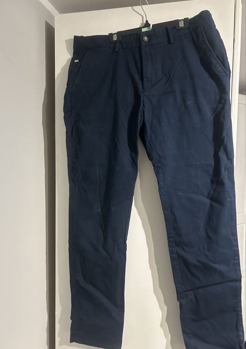 Spodnie slim fit Reserved rozmiar 34