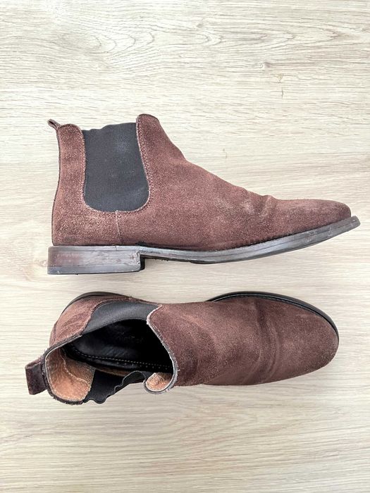 Botas Chelsea Castanhas Camurça