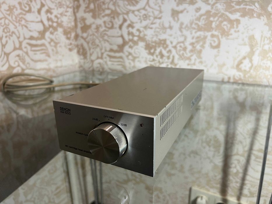 DENON HA-500 повышающий фоно-усилитель (Step-Up/SUT) для МС головок