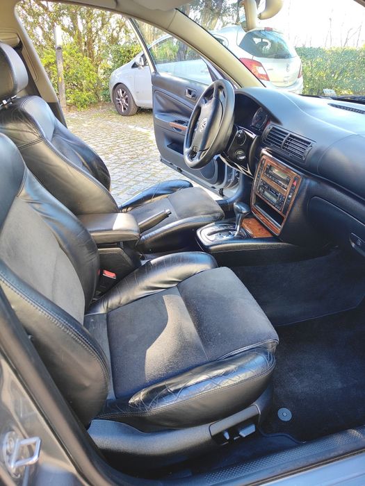 VW Passat 2.5 TDI CX automática//Highline