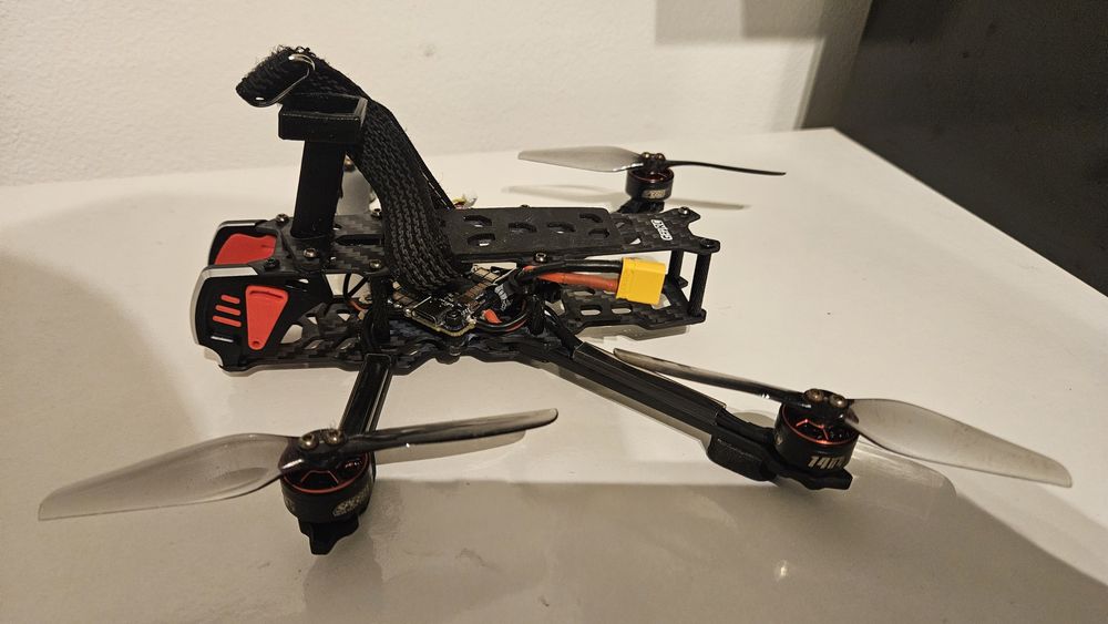 Drone FPV GEPRC Tern LR40 sem VTX/GPS