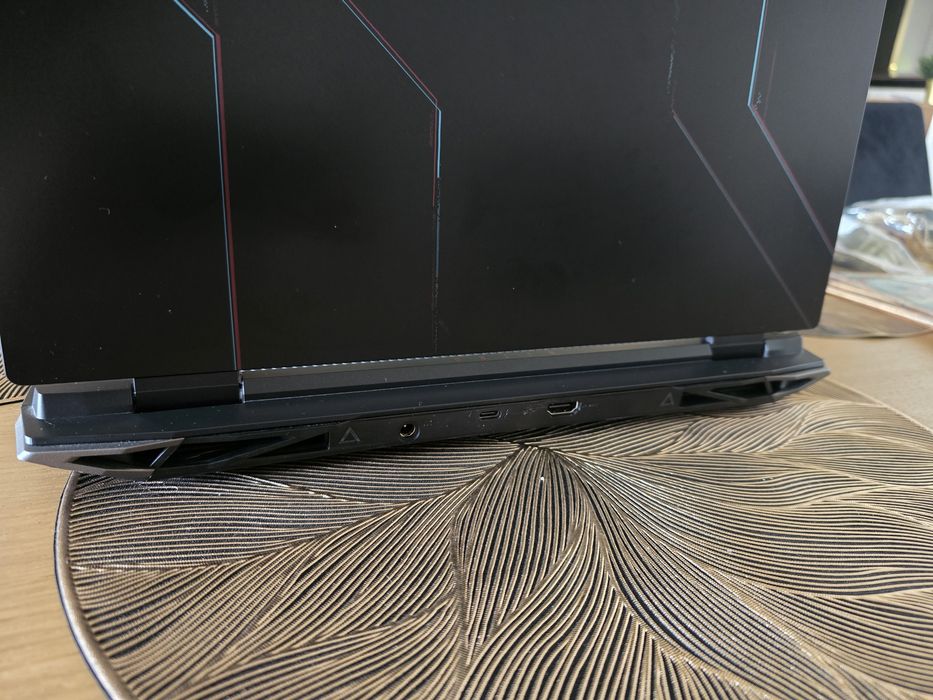 Acer Nitro 5 (i5 / 16GB / 512GB SSD / RTX 4060 / Win11). Stan idealny!