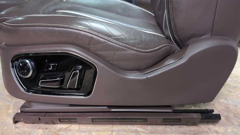 Комплект сидінь (передні, задні, салон) з Audi A8 2016 (D4 restyle) L