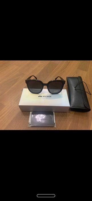 Продаю солнцезахисні окуляри,