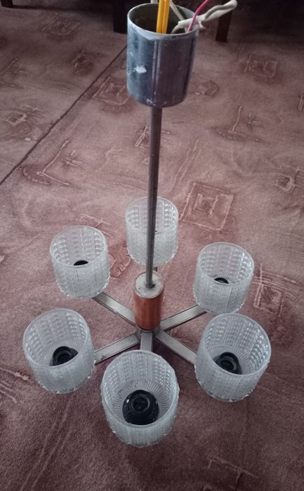 Люстра на 6 плафонів