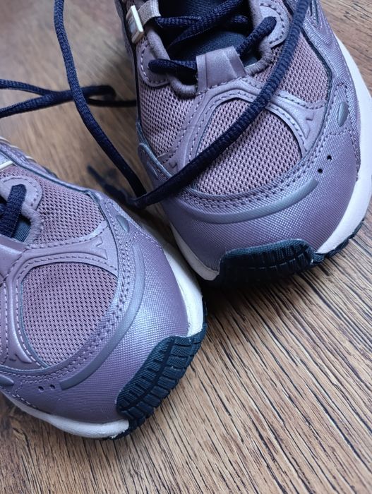 Adidas Ozmillen 39, кросівки 38.5 коричневі 24.5см кроси осінь 38