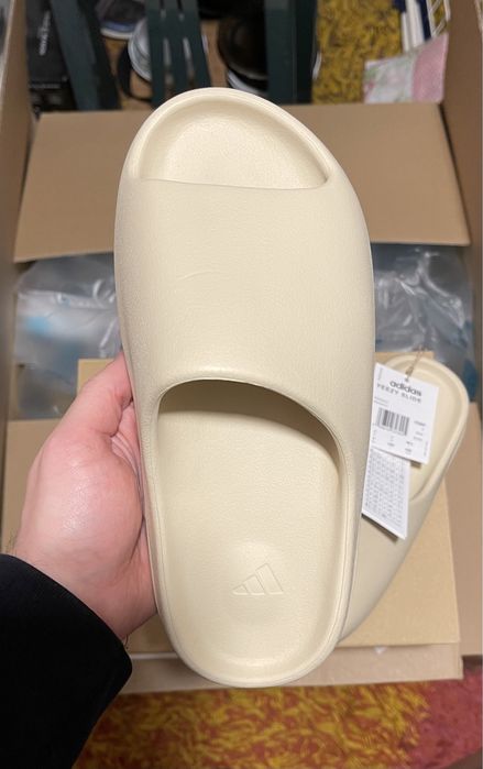 Klapki Adidas Yeezy Slide Bone 40,5