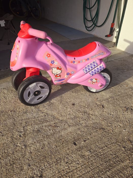 Hello Kitty Tricycle64575237520771122