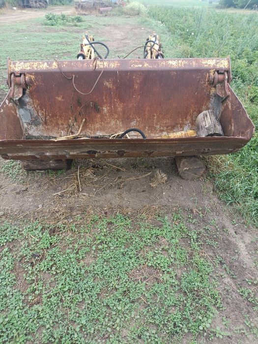 Продам погрущик на трактор МТЗ