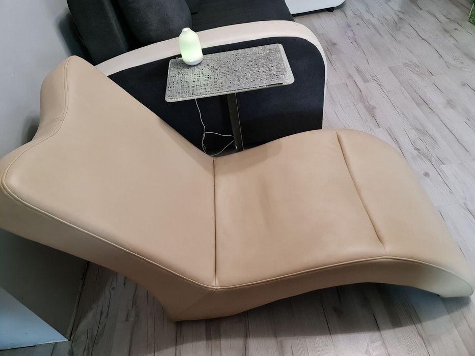 Szezlong beżowy młodzieżowy