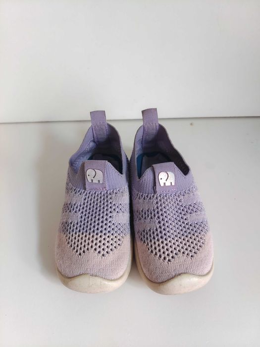 Buty kapcie dziecięce rozmiar 23